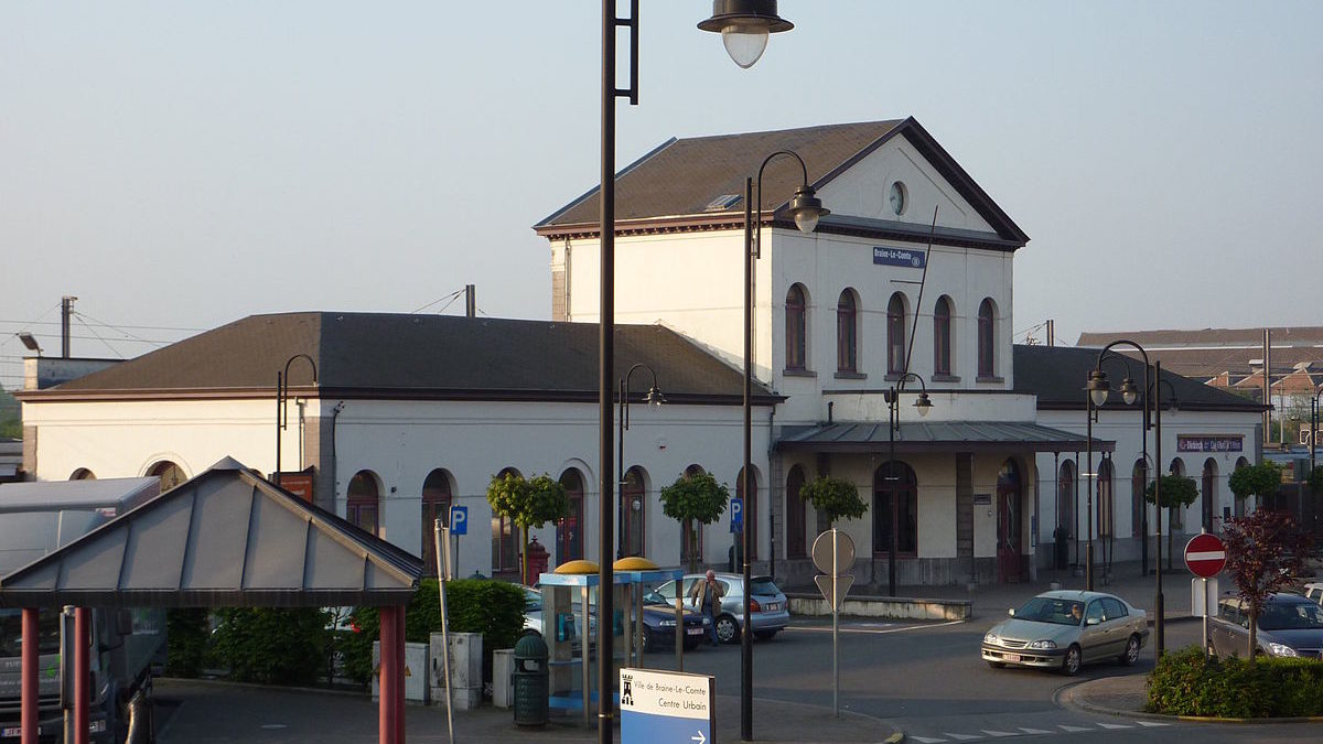 Installation de casier/consignes gare de Braine-le-Comte